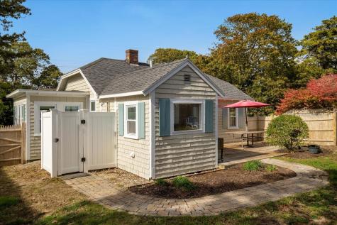 22 Ferncliff Road Dennis MA 02639