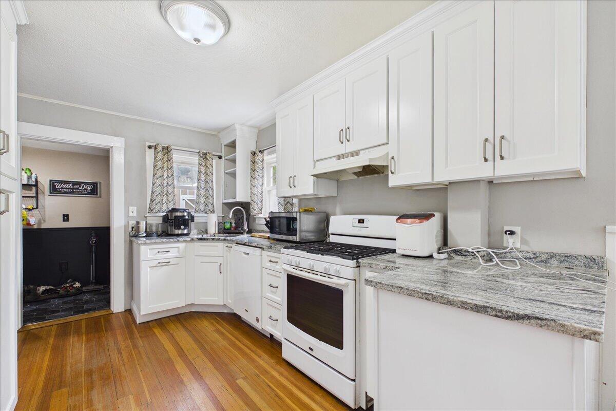 64 Camp Opechee Road Centerville MA 02632