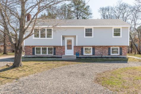 9 Meredith Drive Falmouth MA 02536