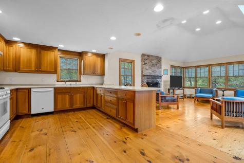 24 Minnetuxet Way Yarmouth MA 02675