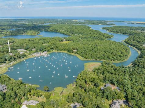 32 Areys Lane Orleans MA 02653