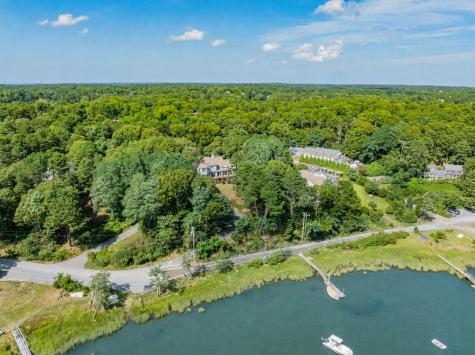 32 Areys Lane Orleans MA 02653