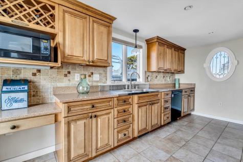 80 Oak St Extension Dennis MA 02639