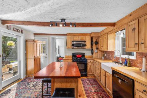 775 Shore Road Pocasset MA 02559