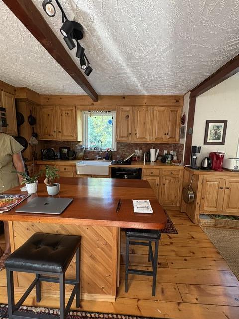 775 Shore Road Pocasset MA 02559