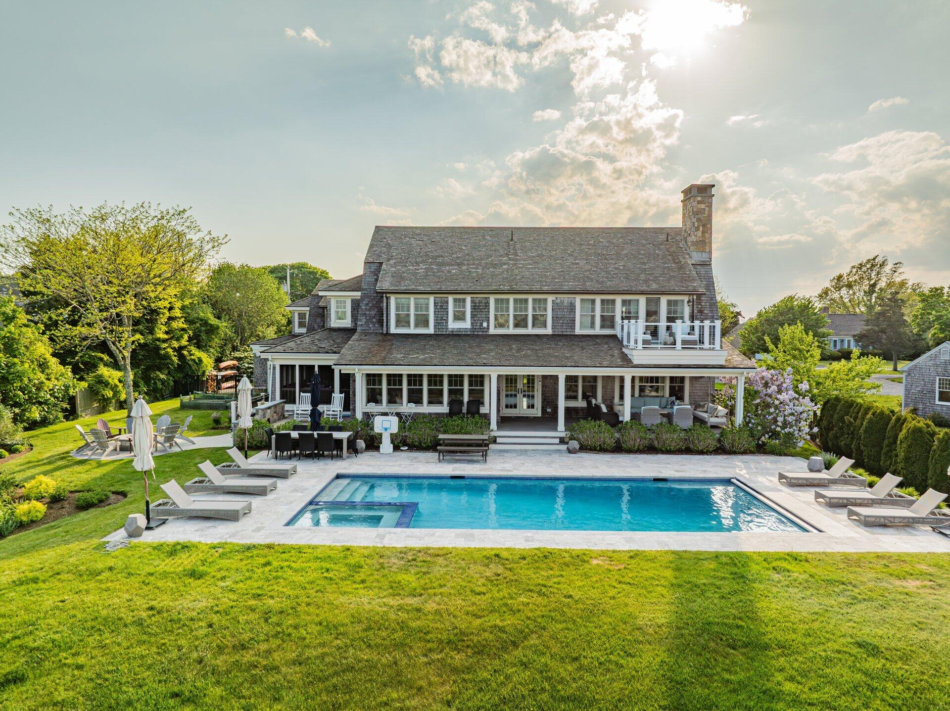Barnstable MA, 22 Kent Road