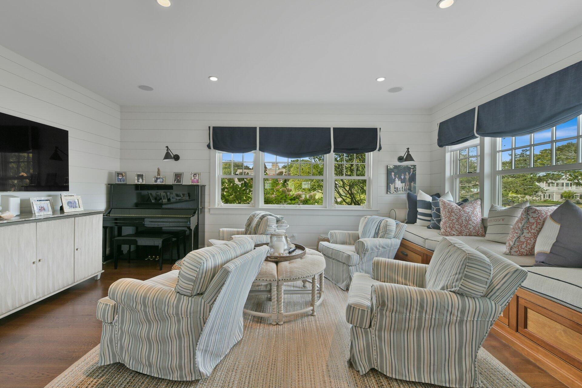 22 Kent Road Barnstable MA 02630