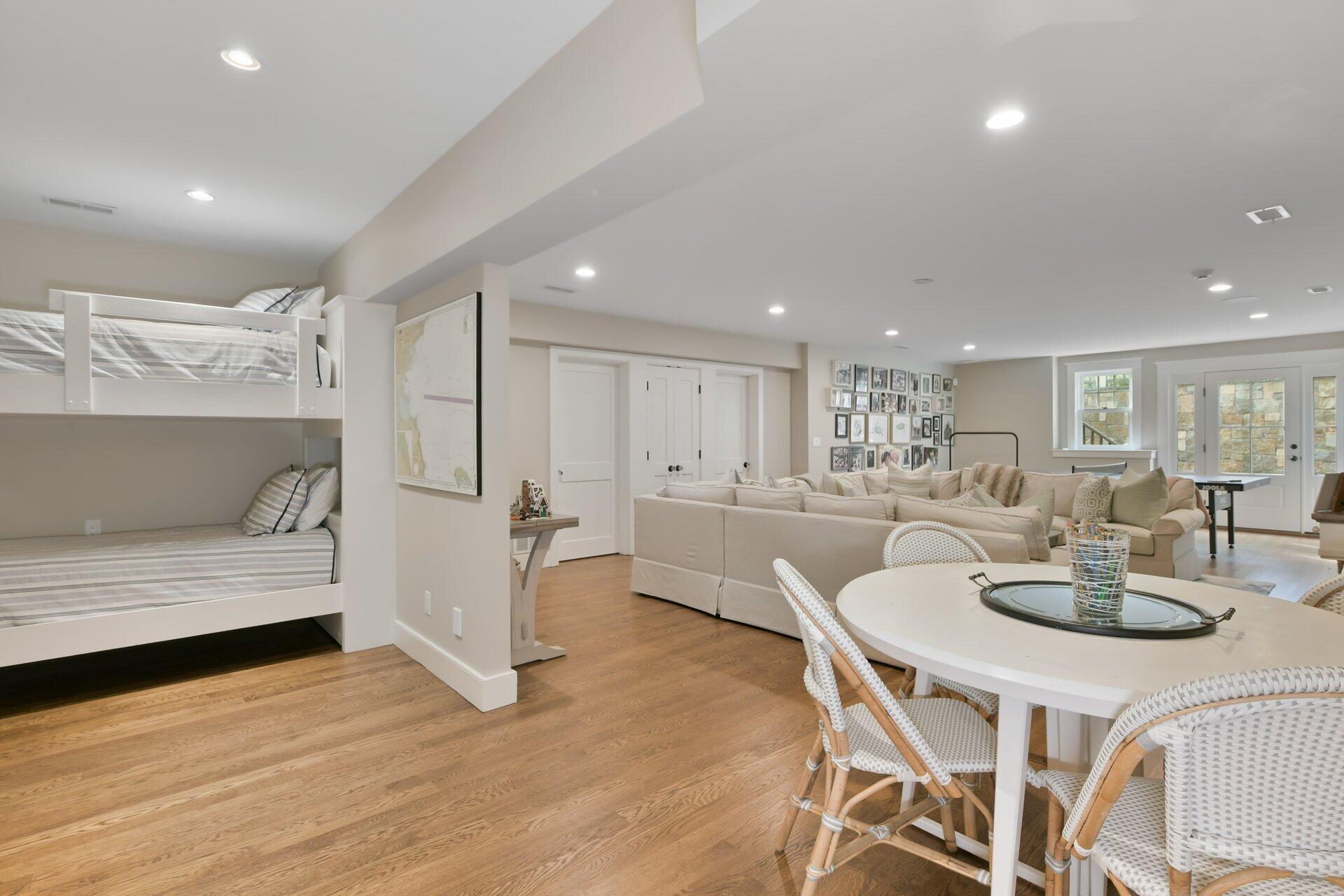 22 Kent Road Barnstable MA 02630