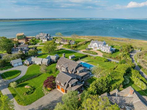 22 Kent Road Barnstable MA 02630