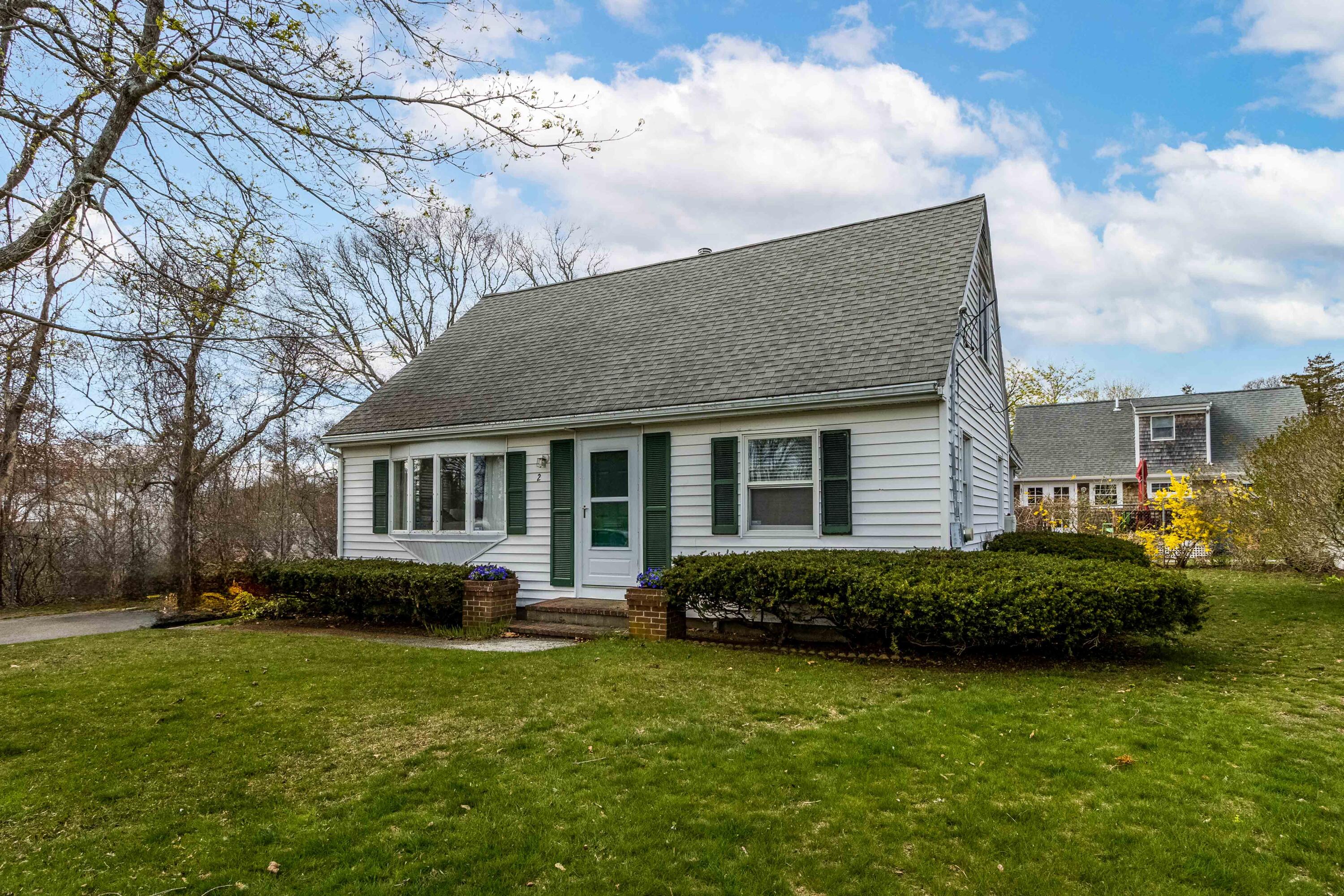 2 Montauk Street Falmouth MA 02536