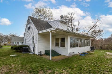 2 Montauk Street Falmouth MA 02536