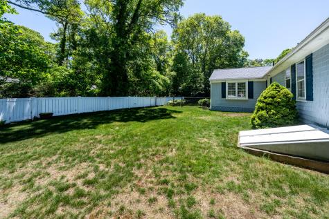 18 Goat Field Lane Barnstable MA 02601