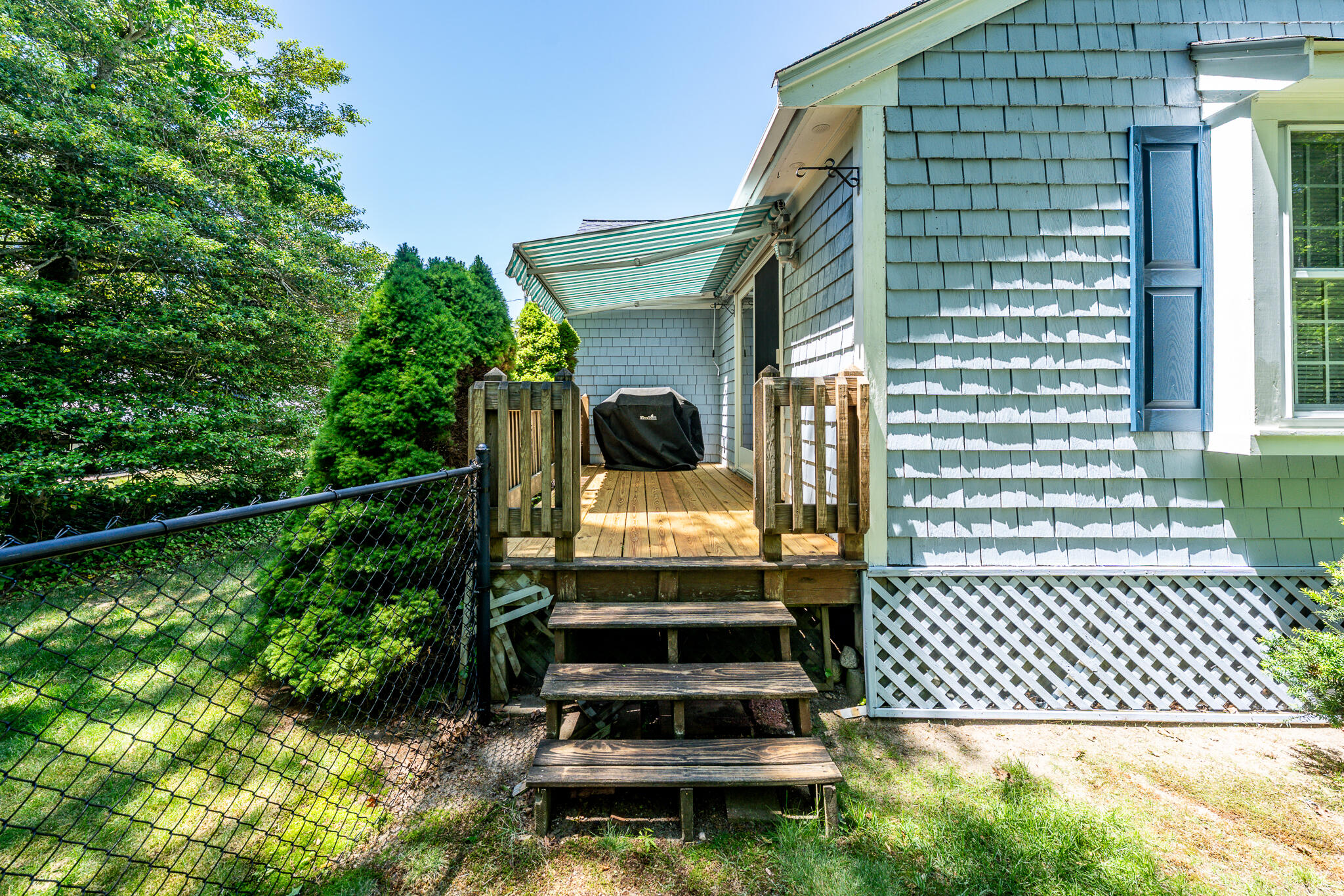 18 Goat Field Lane Hyannis MA 02601
