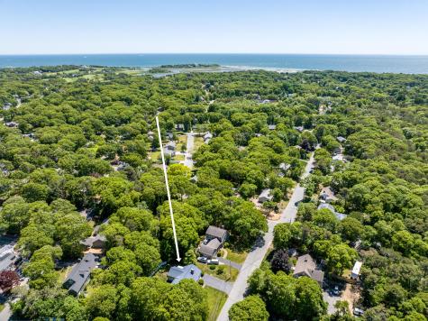 18 Goat Field Lane Barnstable MA 02601