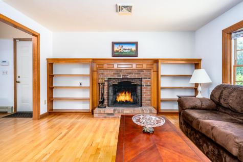 18 Goat Field Lane Barnstable MA 02601