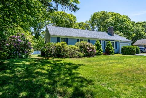 18 Goat Field Lane Barnstable MA 02601
