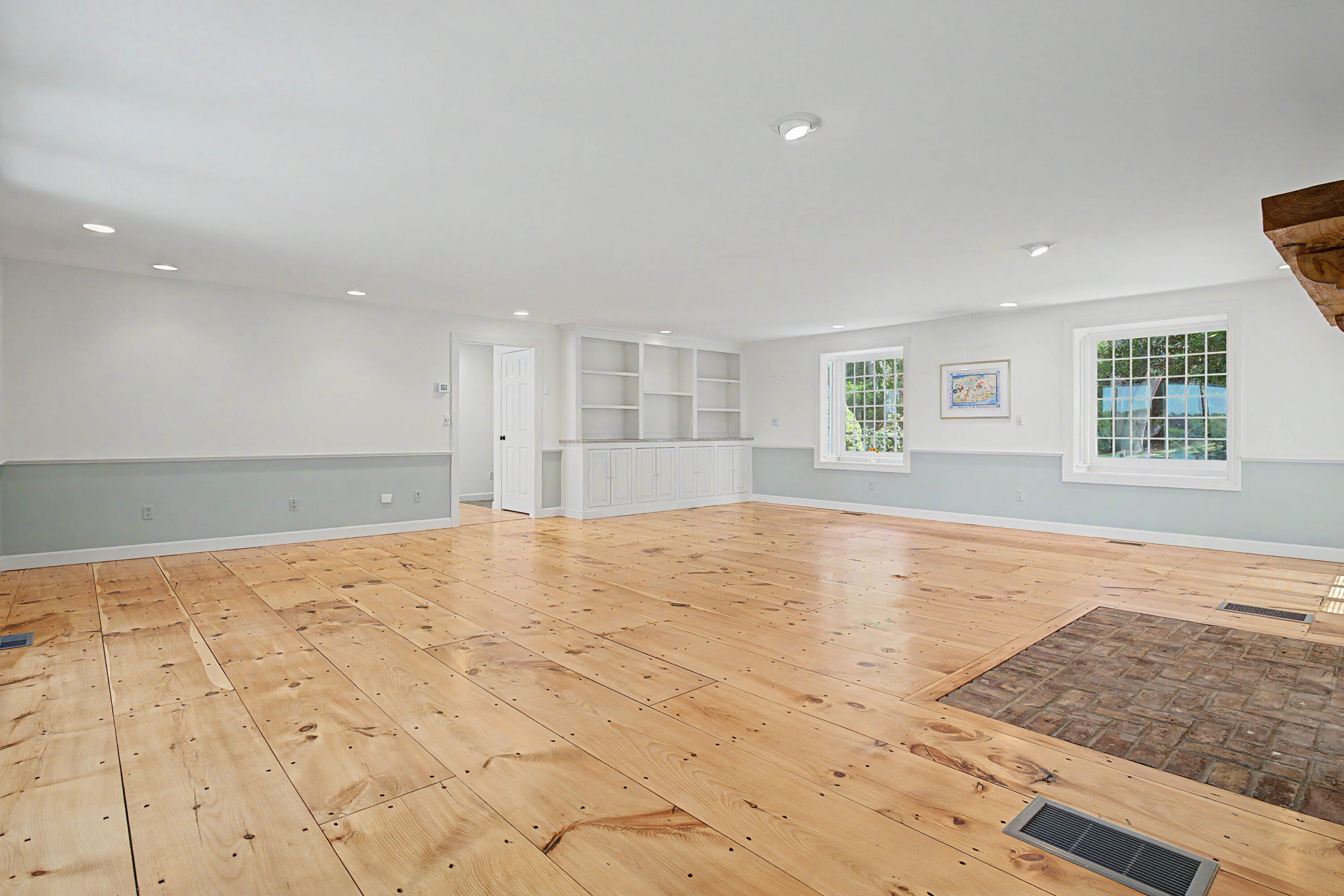 4 Maureens Way MA 02638