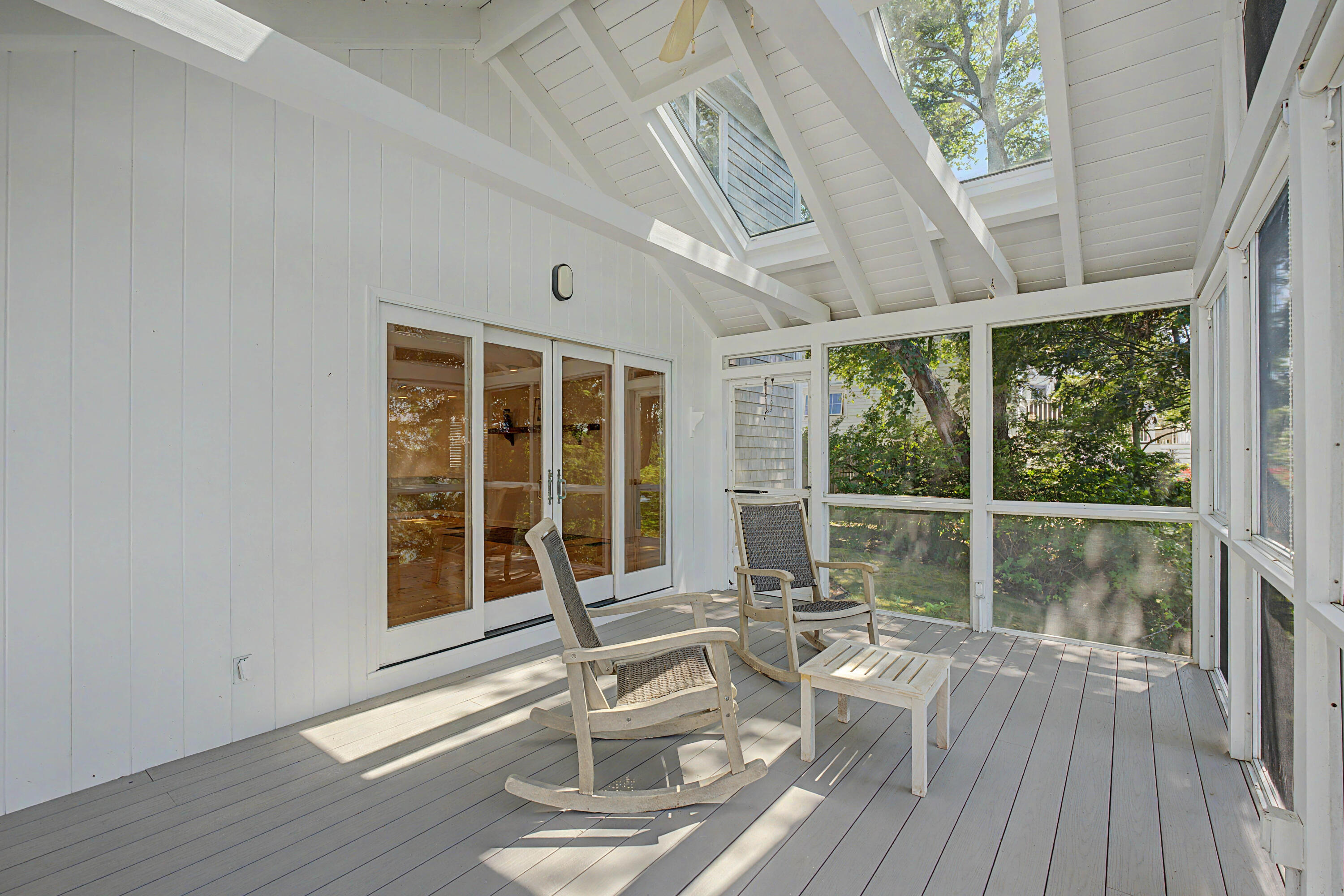 4 Maureens Way MA 02638