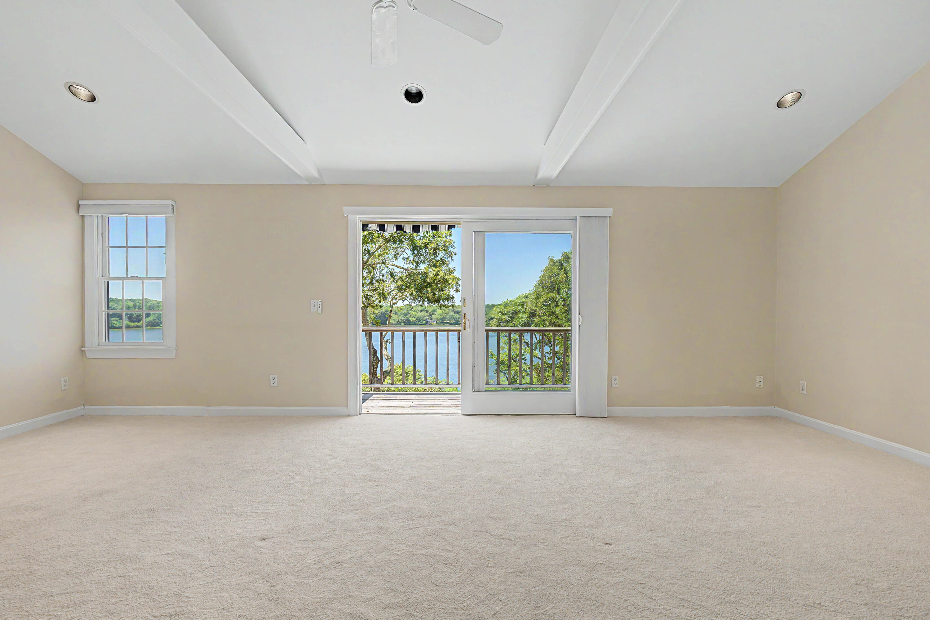 4 Maureens Way MA 02638