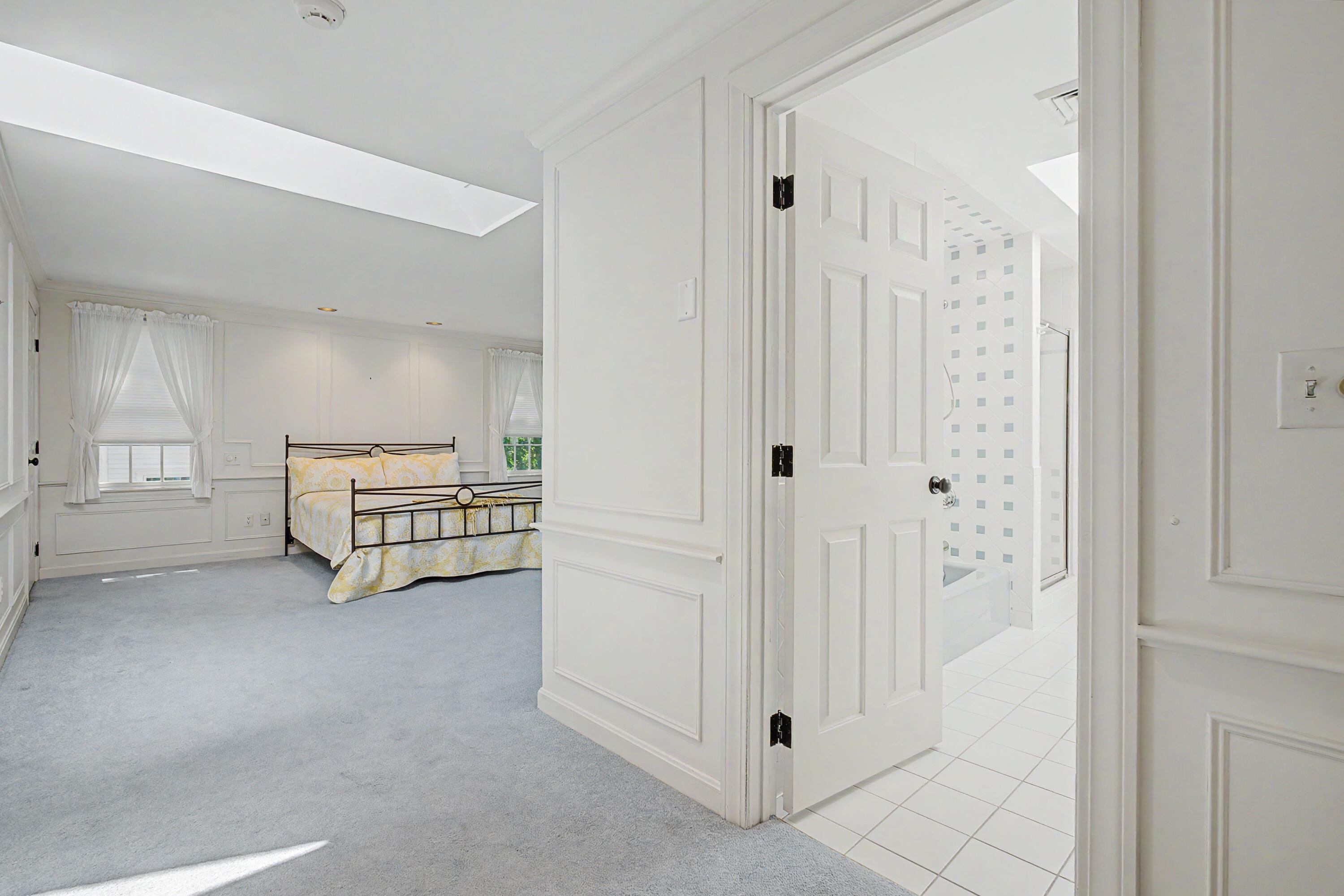 4 Maureens Way MA 02638