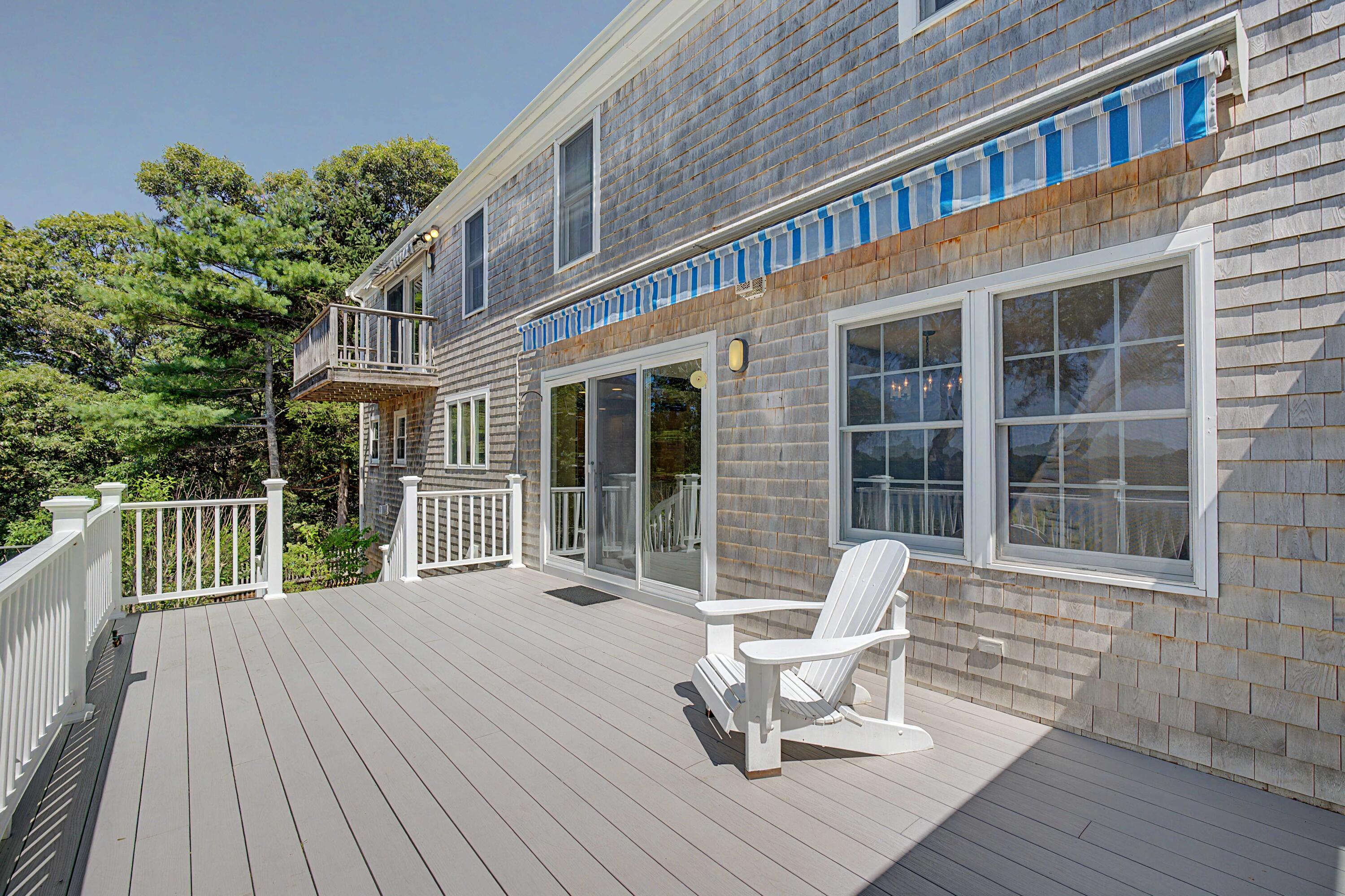 4 Maureens Way MA 02638