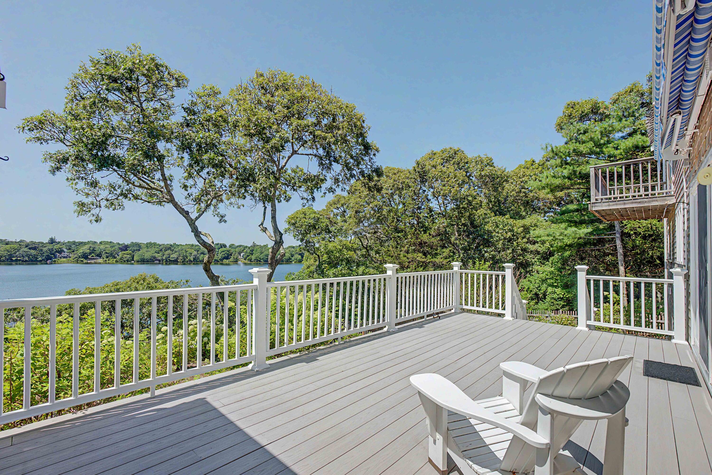 4 Maureens Way MA 02638