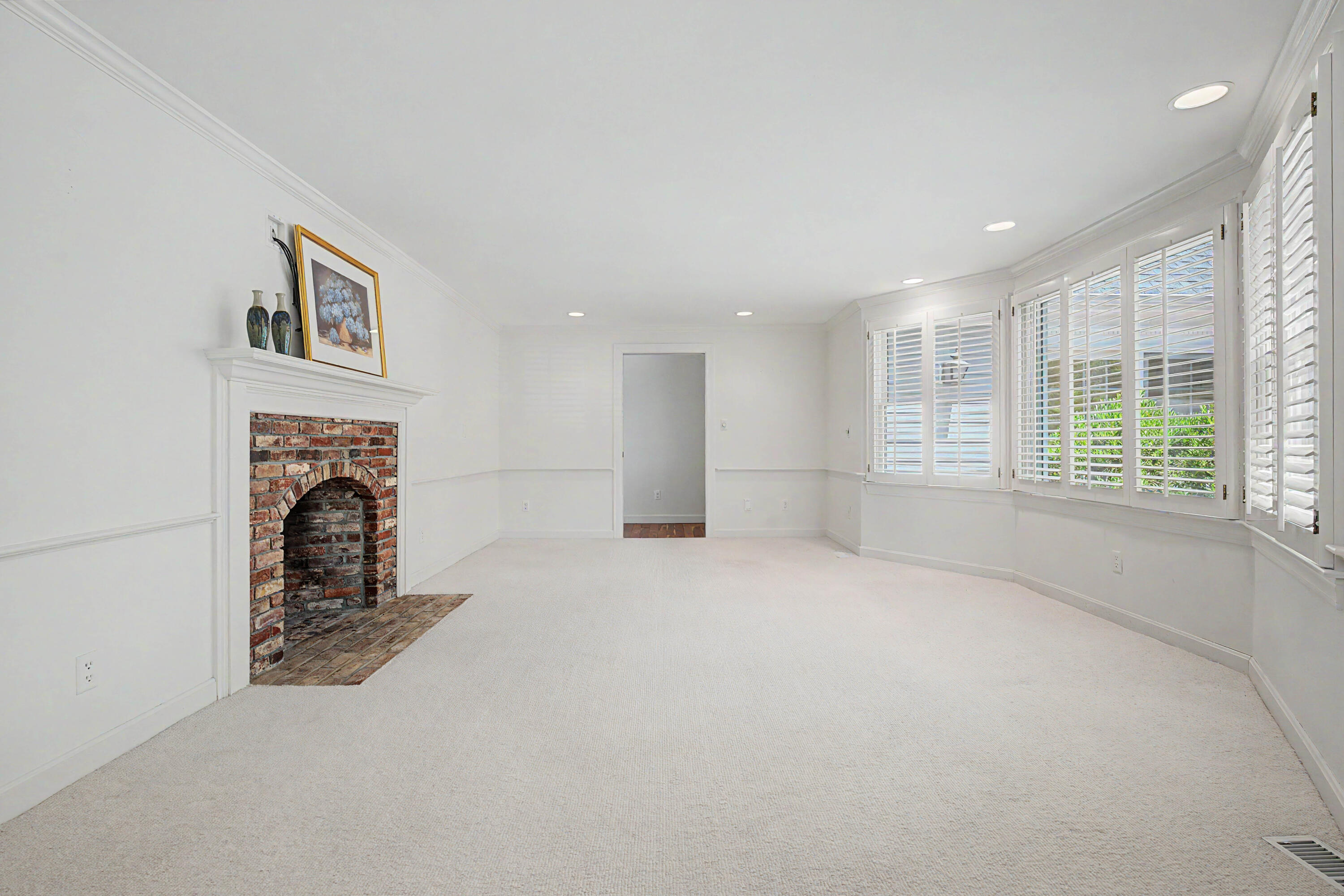 4 Maureens Way MA 02638