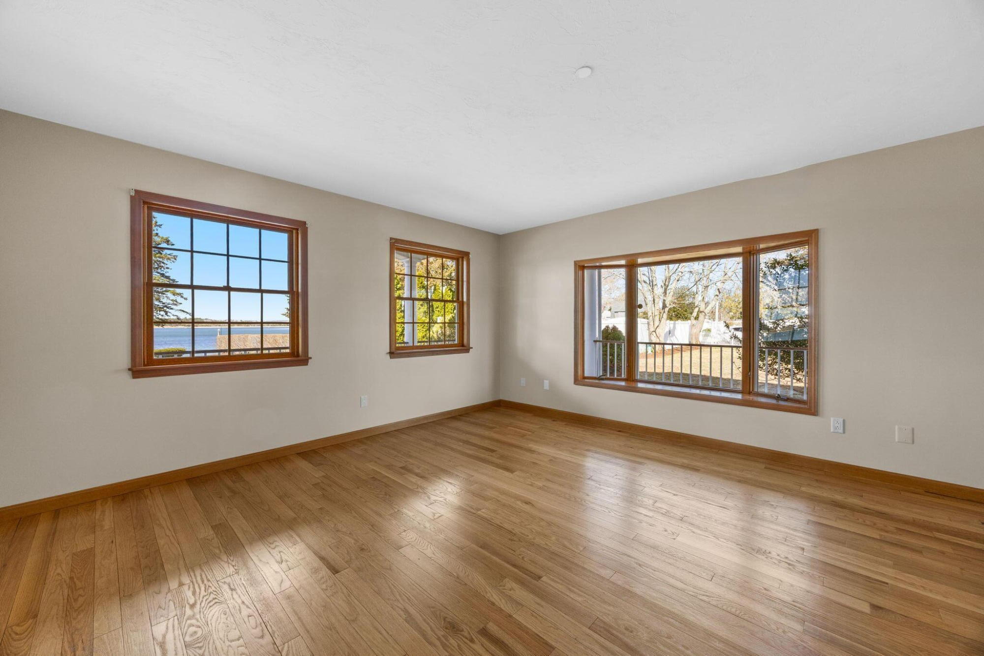 12 Groveland Street Wareham MA 02532
