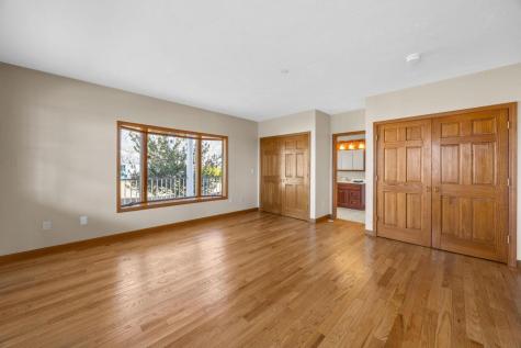 12 Groveland Street Wareham MA 02532