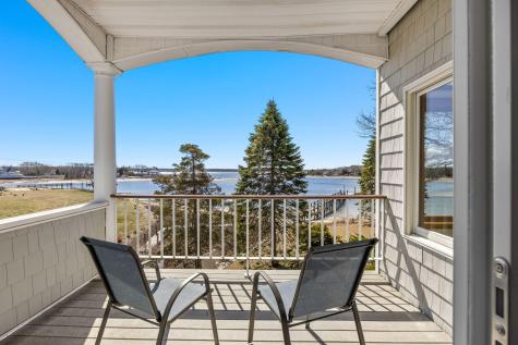 12 Groveland Street Wareham MA 02532
