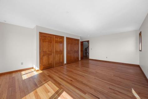 12 Groveland Street Wareham MA 02532