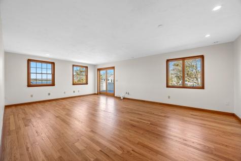 12 Groveland Street Wareham MA 02532