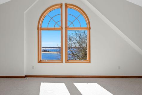 12 Groveland Street Wareham MA 02532