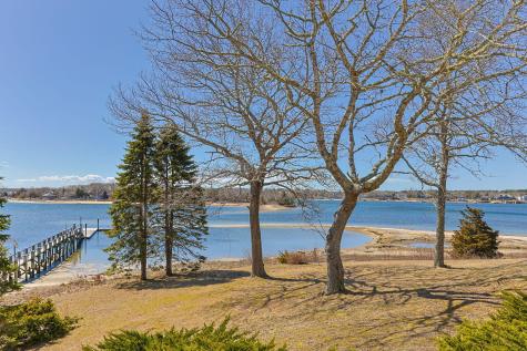 12 Groveland Street Wareham MA 02532