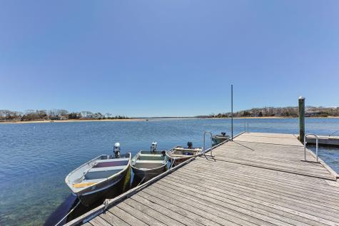 12 Groveland Street Wareham MA 02532