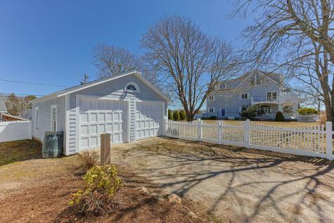 12 Groveland Street Wareham MA 02532