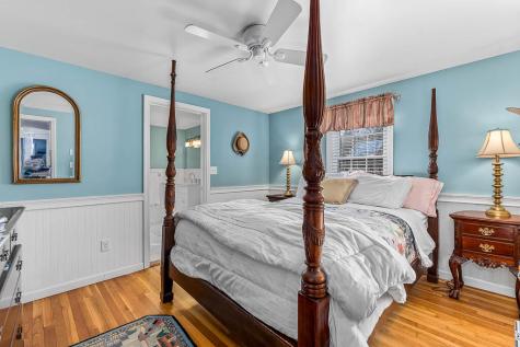 21 Spinning Brook Road Yarmouth MA 02664