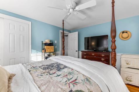 21 Spinning Brook Road Yarmouth MA 02664