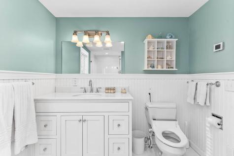 21 Spinning Brook Road Yarmouth MA 02664