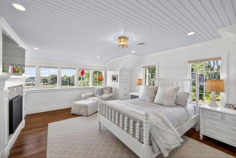 2 Jefferson Road Bourne MA 02532