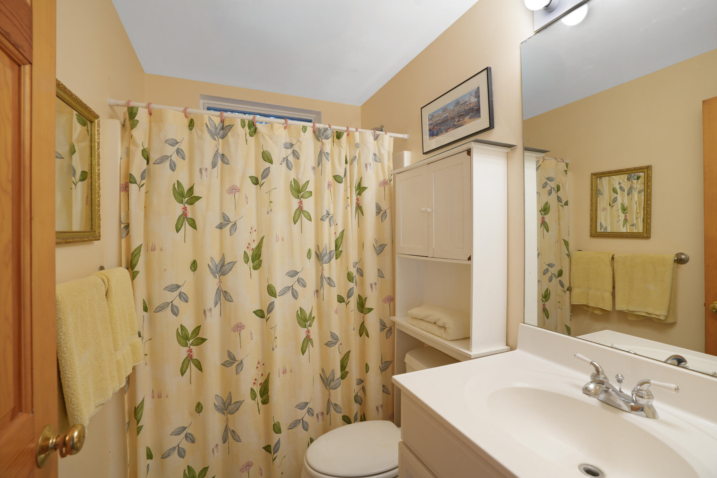 22 Old Lighthouse Road MA 02568