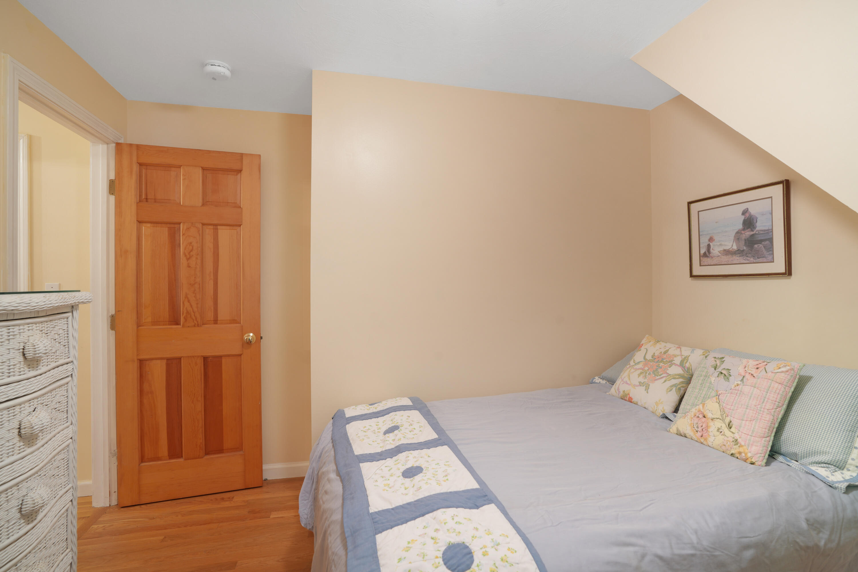 22 Old Lighthouse Road MA 02568