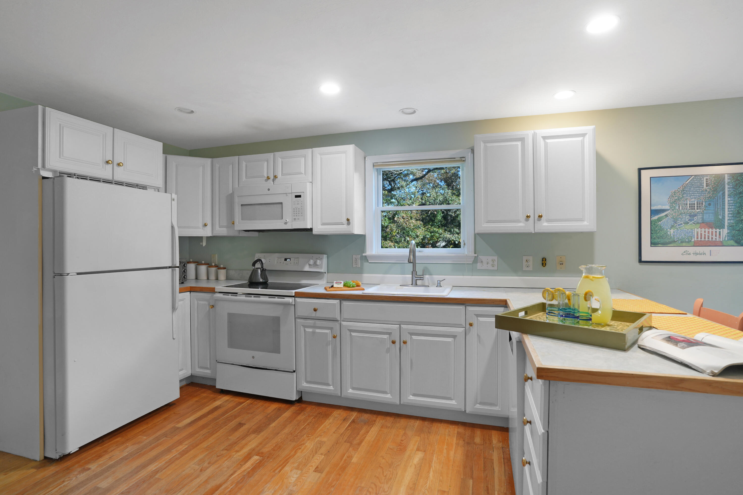 22 Old Lighthouse Road Vineyard Haven MA 02568