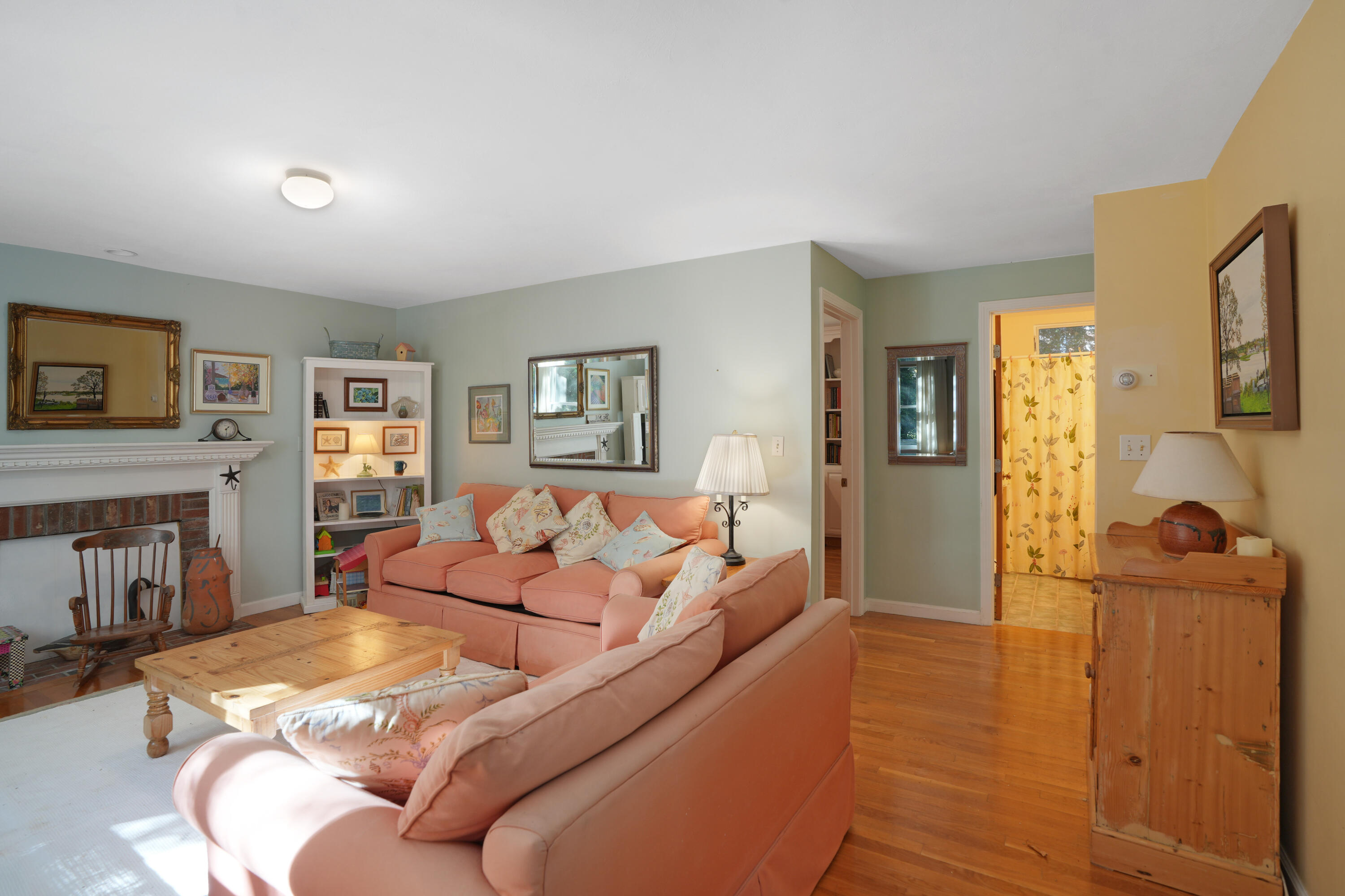22 Old Lighthouse Road MA 02568