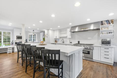 23 Middle Pond Path Barnstable MA 02648