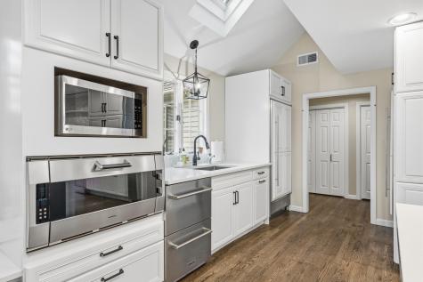 23 Middle Pond Path Barnstable MA 02648