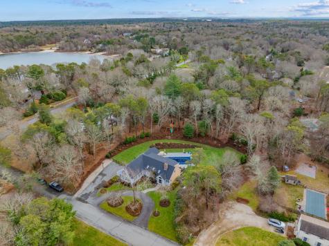 23 Middle Pond Path Barnstable MA 02648