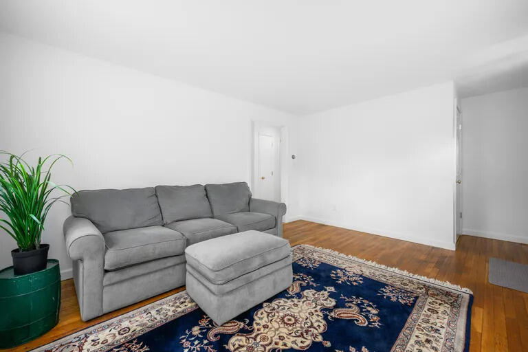 177 Bayview Circle Osterville MA 02655