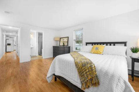177 Bayview Circle Osterville MA 02655