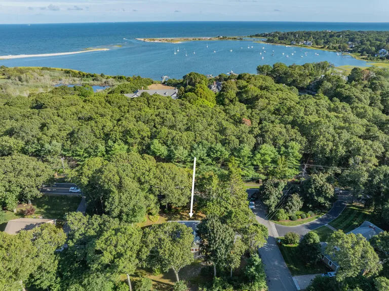 177 Bayview Circle Osterville MA 02655